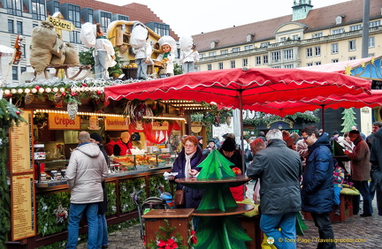 Another bakery stand